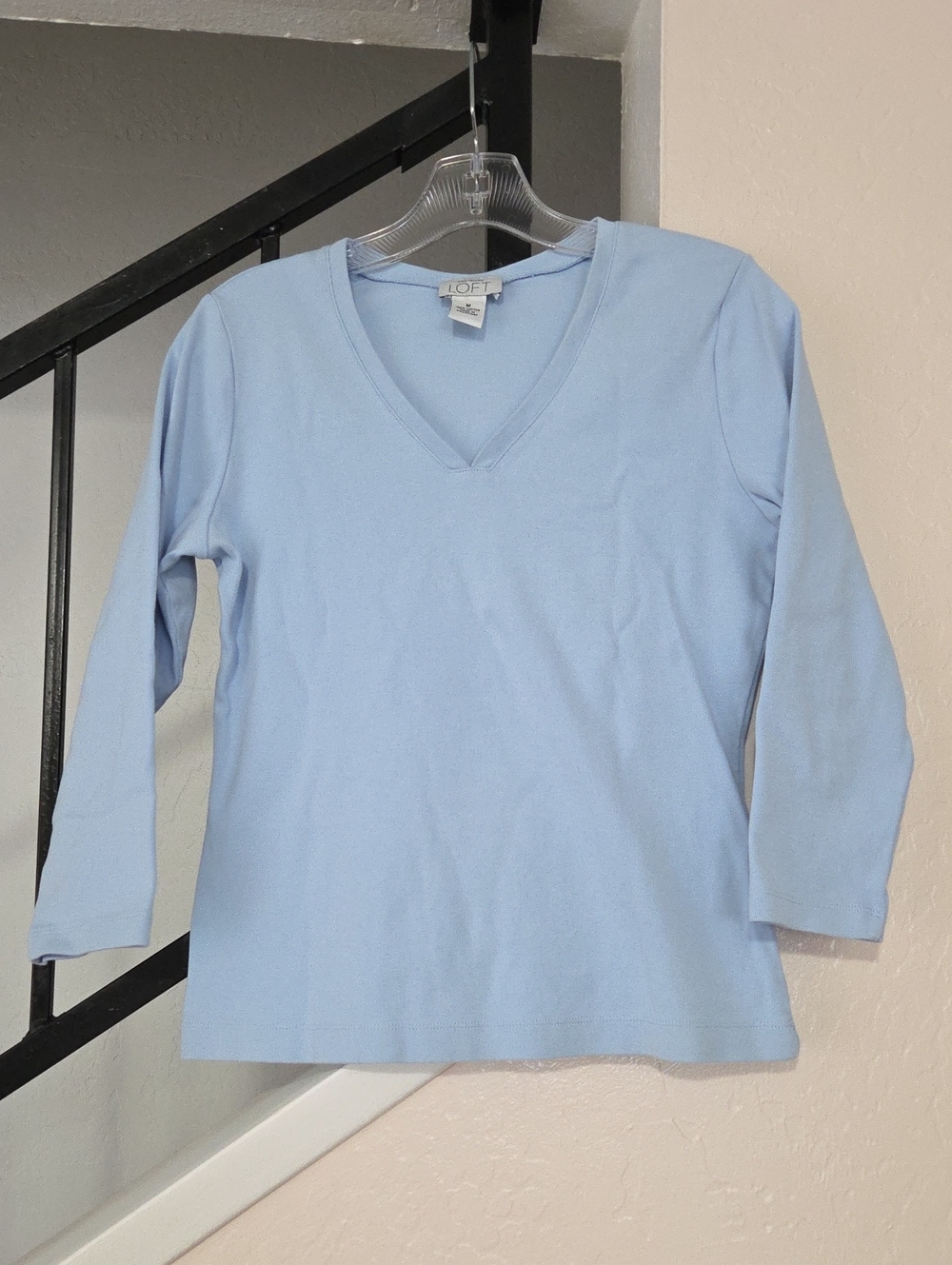 LOFT Light Blue V-Neck 3/4   Sleeve Tee Size M